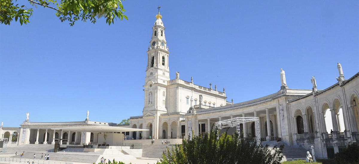 Conhea a cidade de Ftima, principal ponto turstico religioso de Portugal